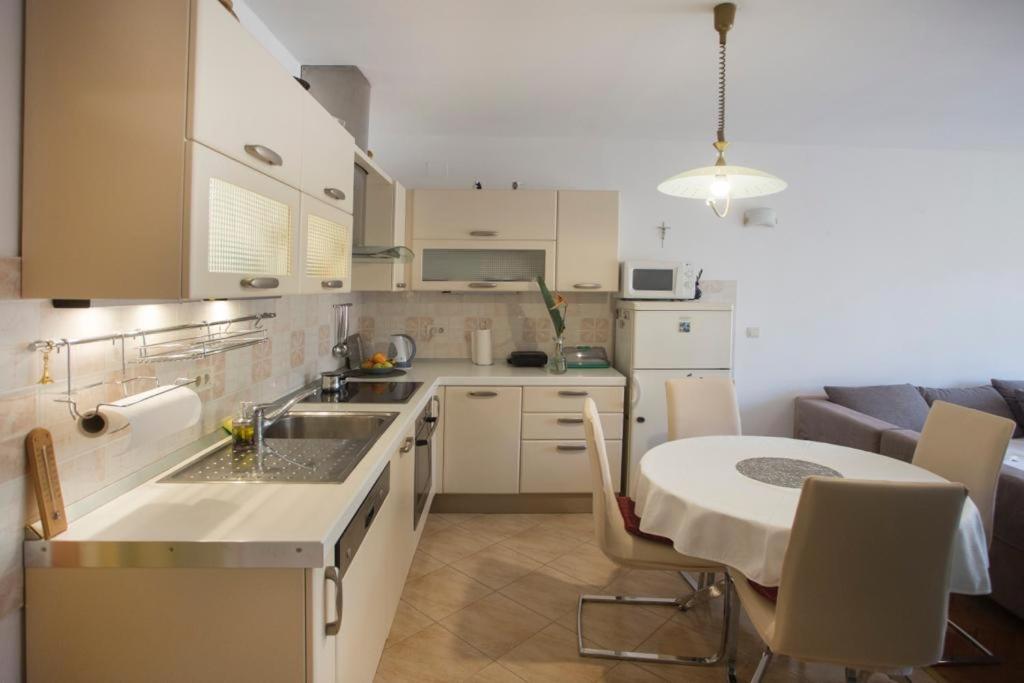 Apartments Orsula 斯普利特 外观 照片
